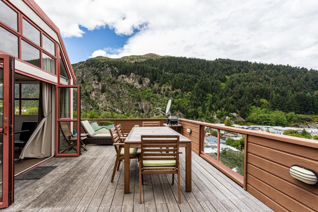 Hot Tub And Views Over Central Queenstown - Entire Holiday House Eksteriør bilde